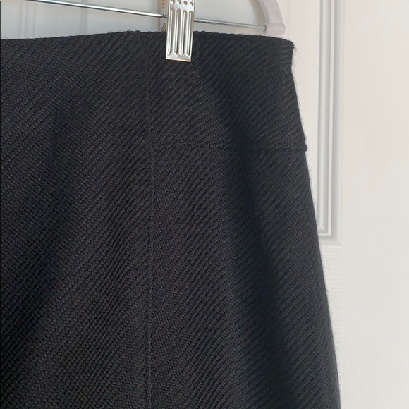 🌺TALBOTS Woman BLACK WOOL SKIRT🌺 - Picture 3 of 6